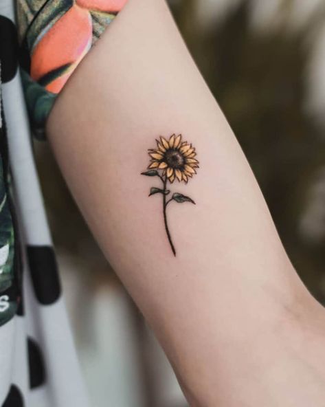 Small Sunflower Tattoo, Sunflower Tattoo Meaning, Small Wave Tattoo, Dad Tattoo, Armband Tattoos, Small Sunflower, Bow Tattoo, Forearm Tattoo Women, Sunflower Tattoos