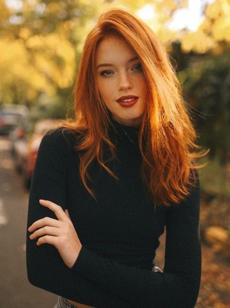 Riley Rasmussen Riley Rasmussen, Woman With Red Hair, Pretty Redhead, Red Haired Beauty, Red Hair Woman, Beautiful Red Hair, Ginger Girls, Long Red Hair, Redhead Beauty