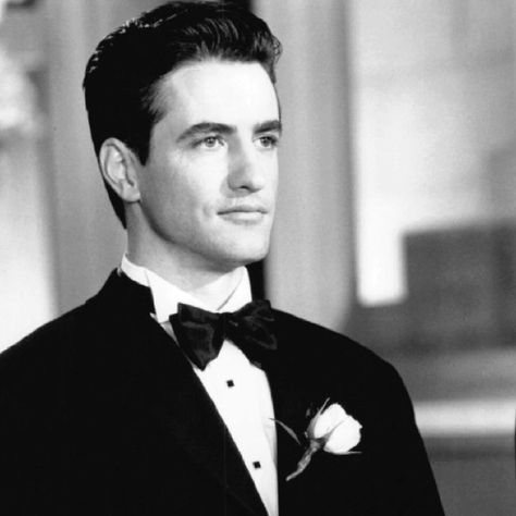 I don't care what anyone says, Dermot Mulroney is hot. Dermot Mulroney My Best Friends Wedding, Dermot Mulroney 90s, My Best Friends Wedding, Catherine Keener, Actors Studio, Best Friends Wedding, Dermot Mulroney, Actor Studio, Male Icon