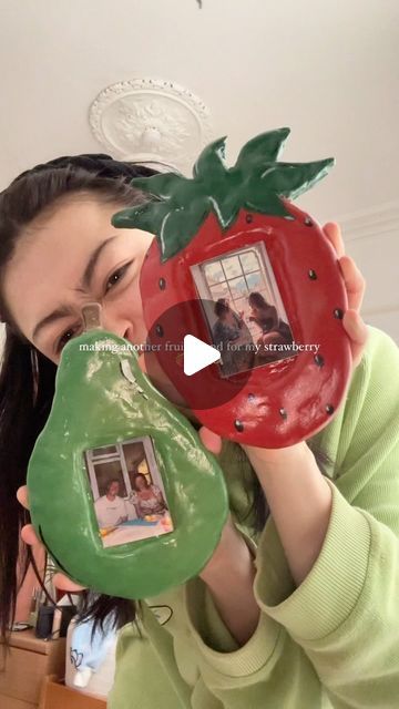 121K views · 25K likes | helena rose cope | mental health 🎀 on Instagram: "diy another fruit frame 🥰🍓  my inside creative time is really thriving atm and it’s doing absolute wonders for me mental health. nothing better than switching off and playing w clay heh  I need thoughts on what to do with the third! I’m thinking a wee orange   #diy" Diy Mental Health Crafts, Clay Picture Frames Diy, Air Dry Clay Picture Frame, Air Dry Clay Frame, Clay Frame Diy, Clay Frame Ideas, What To Do With Clay, Clay Picture Frames, Things To Make Out Of Air Dry Clay