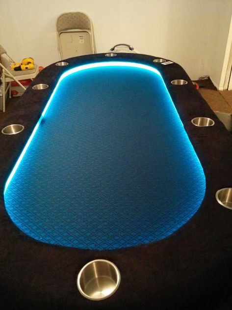 DIY Lighted Raised Rail Poker Table - Imgur Diy Poker Table, Poker Table Diy, Poker Table Plans, Custom Poker Tables, Poker Tables, Gaming Tables, Home Bar Design, Poker Room, Game Tables