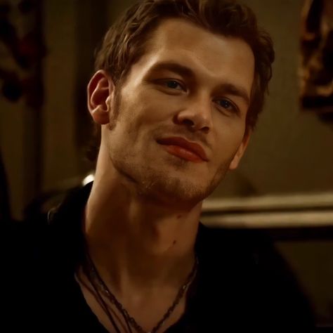 #klaus #tvd Klaus Tvd, Klaus From Vampire Diaries, Klaus The Originals, The Mikaelsons, Vampire Diaries Guys, Original Vampire, Vampire Diaries Cast, Joseph Morgan, Klaus Mikaelson