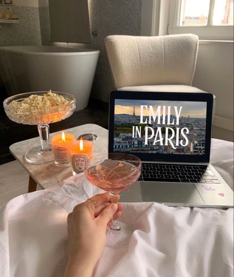 Bath & Body Works, All I Ever Wanted, Emily In Paris, Netflix And Chill, I Want To Know, Modern Family, Instagram Story Ideas, Me Time, Movie Night