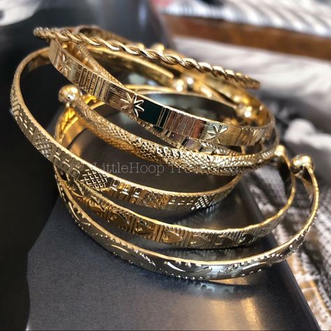 The Absolute Hottest Style Of The Season!! These Bangles 18k Gold Plated, Cuff, Stacking Bangle Bracelet Bundles Are A Perfect Gift For A Special Women. Treat Yourself Or A Loved One. These Unique Bracelets Will Enhance Any Outfit. All Bracelets Have A Diameter Of 7cm But Can Be Adjusted. All Bracelets Have A Width Of 5mm. Available In Silver And Gold The Bracelets Are Made From A High Quality Stainless Steel- Tarnish Free! #Lovebangle #Screwbangle #Nailbangle #Screwbangle #Lovebracelet Jewelry Collection Aesthetic, Gold Jewelry Stack, Bracelet Bundles, Gold Bangles Set, Bangle Stacking, Nail Bangle, Stacking Bangles, Gold Bracelets Stacked, Single Bracelet