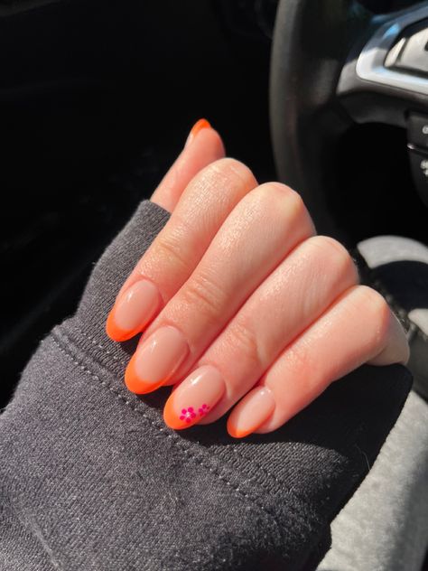 Summer nails Spring Break Nails French Tip, Short French Tip Summer Nails, Almond Nails Designs Summer Orange, Short Acrylic Nails Orange Pink, Simple Nail Designs Beach, Summer French Tip Nails Orange, Spring Nails 2023 Gel Orange, Cute Spring Nails French Tip, Orange French Tip Nails With Design