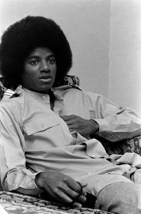 Interview just before The Wiz been realized Young Michael Jackson, Jermaine Jackson, Best Rap Songs, Michael Jackson Rare, Photos Of Michael Jackson, King Of Music, Jackson 5, Jackson Family, Black Hollywood