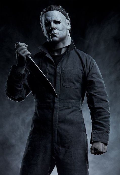 Horror Icons Art, Michael Myers Tattoo, Michael Myers Memes, Michael Meyers Halloween, Halloween Movie Poster, Happy Halloween Gif, Halloween Live Wallpaper, Michael Myers Art, Michael Meyer