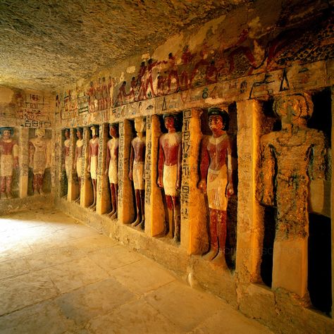 Saqqara Egypt, Egypt Tomb, Pyramid Of Djoser, Egyptian Statues, Ancient Egyptian Tombs, Ancient Egypt Pharaohs, Starověký Egypt, Modern Egypt, Kemet Egypt