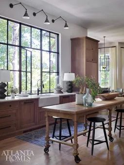 210818_045-1 Charm Aesthetic, Aesthetic House, Farmhouse Kitchen Design, Custom Kitchens, Kitchen Inspiration Design, Modern Farmhouse Kitchens, Large Kitchen, Wooden House, House Designs