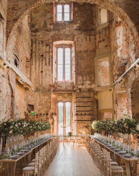 Wedding Venue Mediterranean, Stone Wedding Venue Receptions, Italian Castle Wedding Aesthetic, Old World Vintage Wedding, Vintage Wedding Locations, Wedding Castle Aesthetic, Old Wedding Venues, Italian Chapel Wedding, Old European Wedding