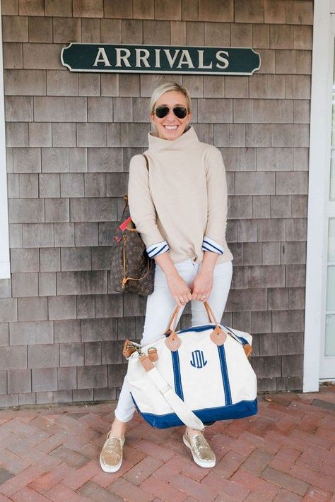 Montauk Style Fashion, Martha’s Vineyard Fashion, Nantucket Outfit Spring, Martha's Vineyard Outfit, Newport Rhode Island Outfits Fall, Nantucket Summer Outfits, Martha’s Vineyard Outfits, Nantucket Fashion, Nantucket Outfit