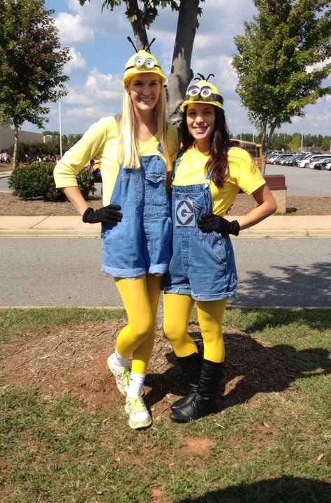 Costume ideas: minions Minion Outfit Ideas Spirit Week, Minions, Group Book Week Costume Ideas, Minion Outfit Women, Minion Spirit Day, Dress Like A Minion, Duo Customs, Minion Costumes Women's, Purple Minion Halloween Costume