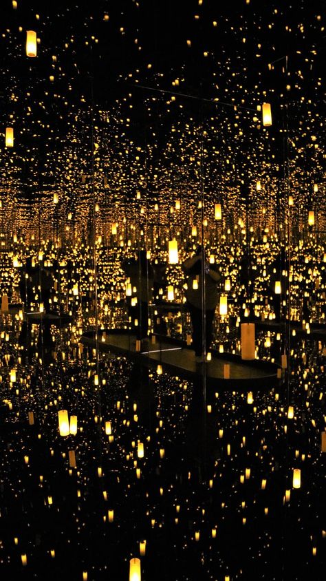 Infinity Mirrors art installation by Yayoi Kusama is about to take the internet by storm.: Lights Decoration, Installation Art Light, Infinity Art Installation, Moon Art Installation, Yayoi Kusama Infinity Mirror Room, Light Art Installation Exhibitions, Urban Art Installation, Art Installation, Hirshhorn Museum