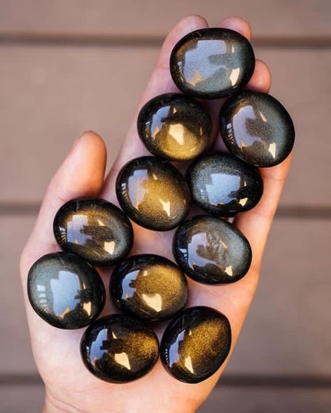 (99+) Tumblr Crystals Healing Grids, Gold Sheen Obsidian, Sheen Obsidian, Obsidian Stone, Magic Aesthetic, Pretty Rocks, Cool Rocks, Minerals And Gemstones, Gems And Minerals