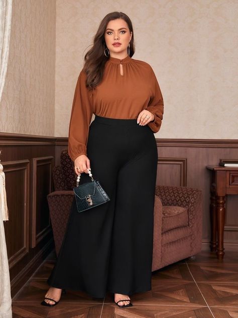 Plus Size Business Attire, Knit Wide Leg Pants, Beige Hose, Shein Plus Size, Wide Leg Pants Plus Size, Plus Size Chic, Look Plus Size, Professional Outfits Women, Chique Outfits