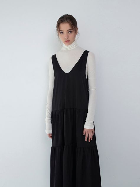 Sleeveless Shirring Dress_Black | W Concept Layered Turtleneck Outfit, White Turtleneck Dress, Layered Turtleneck, Shirring Dress, Turtleneck Dress Sleeveless, Turtleneck Outfit, White Turtleneck, Turtleneck Long Sleeve, Sleeveless Turtleneck