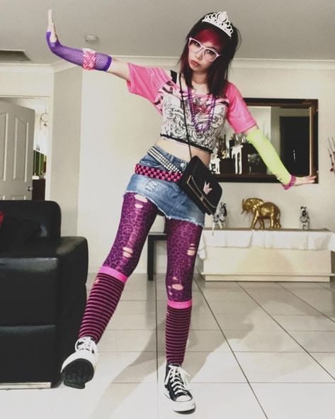 Rawr Xd Outfit, Kidcore Goth Outfits, Scene Style Outfits 2000, 2000s Scene Aesthetic Outfits, 2010 Scene Fashion, Purple Scene Outfits, 2000 Scene Fashion, Scene Style 2000s, Scene Clothes 2000s