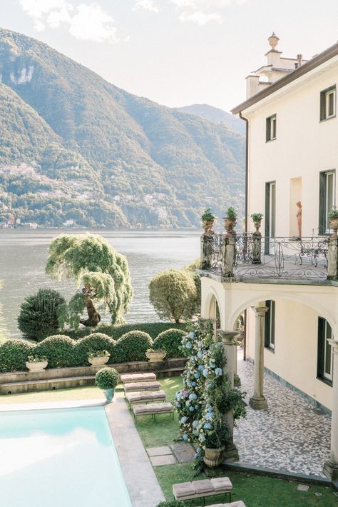 Lake Como Villas, Italian Wedding Venues, Lake Como Wedding, Villa Wedding, Wedding Abroad, Italian Villa, Venue Decor, Beautiful Places On Earth, Blue Lake