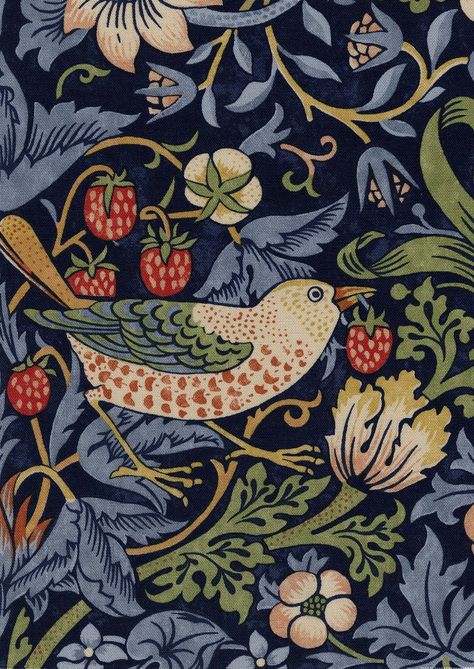 William Morris Fabric from Historic Style Kelmscott Manor, William Morris Wallpaper, William Morris Patterns, Morris Wallpapers, Arte Grunge, William Morris Art, William Morris Designs, Golden Thread, Strawberry Thief