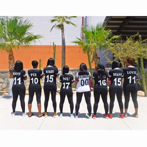 Shaq on Instagram: “Level Up! ....#BrideHive #TheHiveTakesCabo #TheGreat8 #ShaqandDrewSayIdo #shaqwillsayido I LOVE MY HIVE❤️ SO MUCH!!!!! 10-17 Years of Friendship” Bridal Party Jerseys, Sorority Sisters, Bride Squad, Gray Weddings, Bachelorette Weekend, Bridesmaid Wedding, Wedding Goals, Dreamy Wedding, Wedding Pics