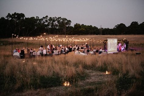 Field Party. This is my Perfect Reception! Only at the campsite! Hay Bale Wedding, Field Party, Unique Rustic Wedding, Romantic Backyard, Rustic Wedding Seating, Field Wedding, Bohemian Wedding Decorations, Wedding List, Gps Coordinates