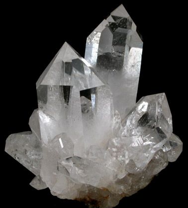 Beautiful Quartz Cluster - The Mineral and Gemstone Kingdom Quartz Rock, Pretty Rocks, White Crystals, Mineral Stone, Minerals And Gemstones, Rocks And Gems, Quartz Cluster, Clear Crystals, Maleficent