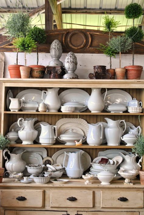 Ironstone Display, Rhinebeck Ny, Country Living Fair, Dish Display, Hutch Decor, Vintage Ironstone, White Pitcher, Cottage Kitchens, White Dishes