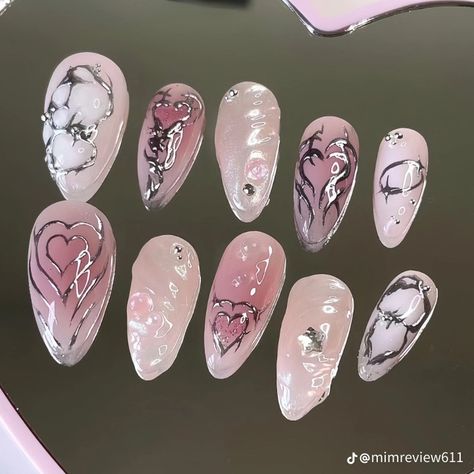 Pink Chrome Nails, Fake Nails Designs, Hippie Nails, Medium Almond, Pink Chrome, Blush Nails, Y2k Nails, Pretty Gel Nails, Really Cute Nails