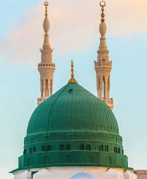 Girls Islamic Dp, Hijab Siluet Aesthetic, Islamic Dp For Whatsapp, Madina Picture, Gumbad E Khazra, Dp Islamic, Madina Shareef, Islamic Dp, Dp For Whatsapp Profile