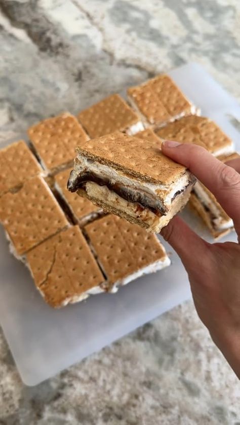 Frozen Smores #baking Frozen Smores, Dog Treats Homemade Recipes, Ice Cream Treats, Easy Baking Recipes Desserts, Sweet Snacks Recipes, Delicious Snacks Recipes, Ice Cream Desserts, Fun Baking Recipes, Easy Baking Recipes