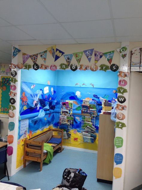 Under the sea book corner Reading Corners, Calming Corner, Montessori Room, Book Corner, Sensory Room, Under The Sea Theme, Book Corners, Sea Theme, Reading Corner