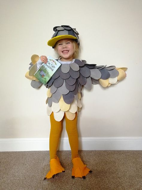 Our costume for World Book Day... The Ugly Duckling Duckling Costume, Diy Duck Costume, World Book Day Ideas, Shrek Costume, Duck Costumes, Toddler Projects, Fairy Tale Costumes, Book Costumes, Children's Book Characters