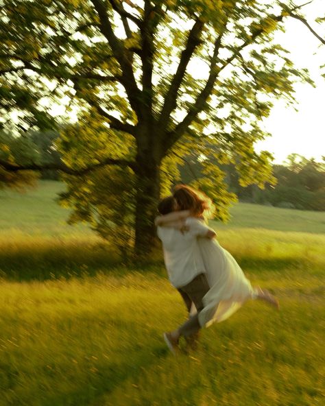 running around the fields, forests, and hills of valley forge with your love pt. 1 of erin and jimmy 🌿 . . . . . . 🏷️: #weddingphotographer #documentarystylephotographer #candidcouplesphotos #engagementphotographer #cinematiccouplesphotos #777luckyfish #authenticlovemag #dirtybootsmessyhair Couple In Countryside Aesthetic, Couple Running In Field, Couple Running Aesthetic, Couple Field Pictures, Family Of 3 Aesthetic, Couple Country Photoshoot, Running Field, Cute Couple Photoshoot, Field Wedding Photos