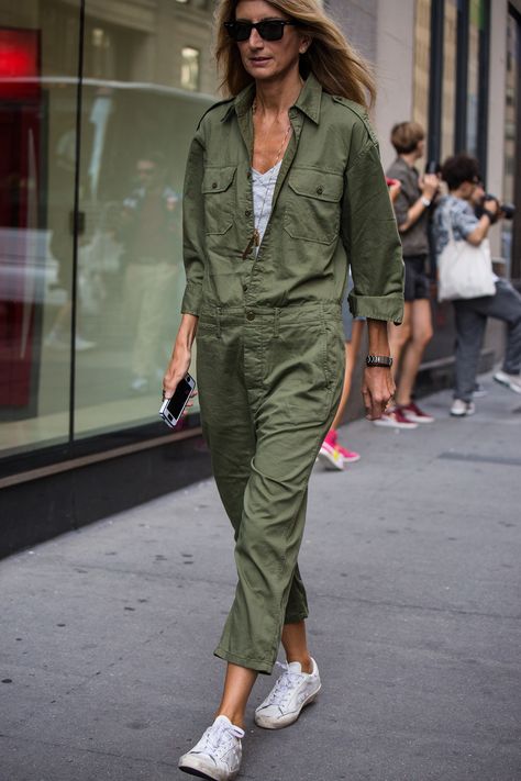 Get to know the colour DNA of New York's freshest street style with our Topshop pin palette. #Topshop http://www.topshop.com/en/tsuk/category/pinterest-4723765/home?cmpid=soc_d_pin_wk3_uk_pinterestpalette Army Green Jumpsuit, Khaki Jumpsuit, Army Fashion, Green Jumpsuit, Jumpsuit Outfit, Stil Inspiration, 여자 패션, Looks Style, Mode Outfits