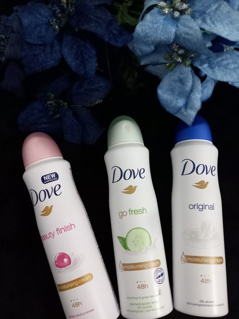 Dove Body Spray, Dove Moisturizer Cream, Deodorant Recommendation, Dove Products Skin, Armpit Hygiene, Dove Spray Deodorant, Deodorant Aesthetic, Dove Spray, Dove Deodorant Spray