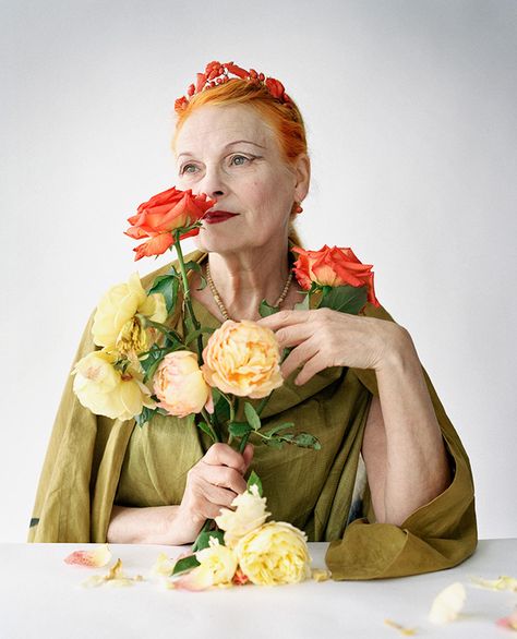 #VivienneWestwood Publishes Her #Diaries - fashion, human rights & more:  (via Be Asia) Tim Walker Photography, Woman With Flowers, Magazine Vogue, Flowers In Her Hair, Vogue Archive, Robert Mapplethorpe, Tim Walker, Richard Avedon, Advanced Style