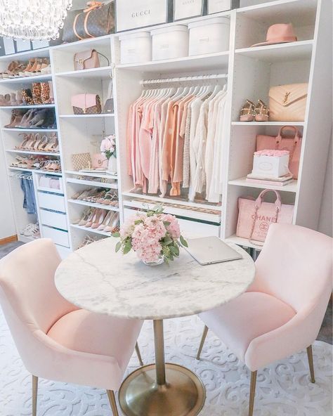 where to buy second hand bags Closets Ideas, Luxury Closets, Pink Closet, Dream Closet Design, Wardrobe Room, Closet Decor, Glam Room, Closet Inspiration, Dressing Room Design