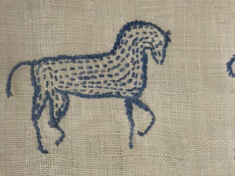 Thread and Thrift: Dalarna Horse Embroidery Patterns, Swedish Textiles, Horse Embroidery Designs, Brazilian Embroidery Patterns, Embroidery Horse, Make Ten, Horse Embroidery, Swedish Embroidery, Swedish Art