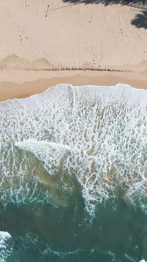 Beach Captions, Animation Wallpaper, Beach Video, Ocean Sounds, Live Wallpaper Iphone, Crashing Waves, Beach Wallpaper, Dee Dee, Sea Waves