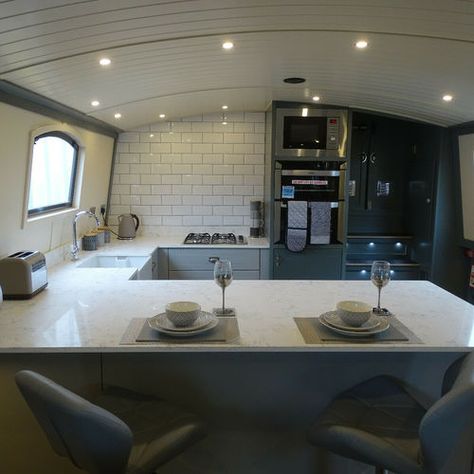 Brand-New-Ultra-Modern-Fully-Fitted-Widebeam-Boats-£170,000 | New Concept Boats Barge Interior, P Shaped Bath, Boat House Interior, Houseboat Living, Single Wardrobe, Granite Worktops, Siding Paint, Boat Interior, Central Heating System