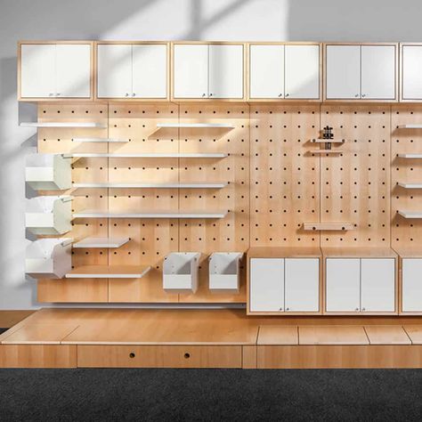 Plywood Retail Display, Modular Retail Display System, Pop Up Bookshop, Craft Wall Storage, Retail Wall Displays, Off White Store, Retail Storage, Merchandising Ideas, Modular Display