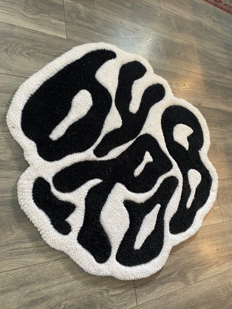 White black logo rug custom tufted Funky Rug White, Black And White Tufted Rug, Face Tufted Rug, Nike Rug Tufted, Music Rug Tufting, Black And White Aesthetic, Apartment Decor Inspiration, Black Acrylics, White Aesthetic