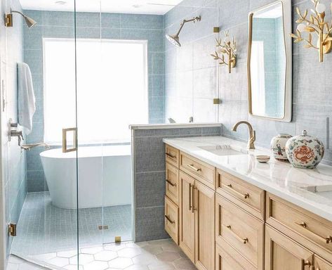 We've pulled together 19 small to mid-sized wet rooms that prove you don't need a ton of extra space to fit both a shower and a tub. Small Wet Room, Wet Room Bathroom, Narrow Bathroom, Spa Like Bathroom, Wet Room, Master Bath Remodel, Bathroom Redo, Dream Bathrooms, Bathroom Layout