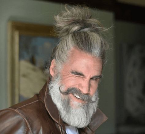 90 Mantastic Grey Hairstyles For Men To Try - Fashion Hombre Long Grey Hair Men, Grey Hair Undercut, Mens Long Grey Hairstyles, Men’s Grey Hair Styles, Grey Bearded Men Gray Hair, Silver Foxes Men Over 50 Long Hair, Men’s Viking Haircut, Older Men Haircuts, Hair Stules