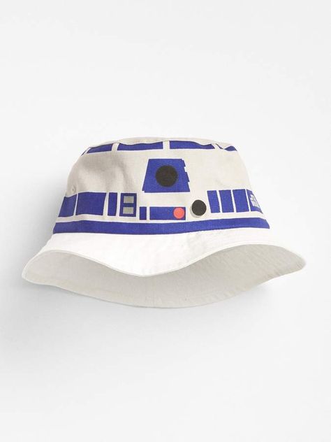 babyGap | Star Wars Bucket Hat Love this! #r2d2  #starwars  #ad Star Wars Baby Clothes, Star Wars Outfits, Disney Day, Crochet Stars, Disney Diy, Mickey Ears, Baby Gap, Dream Clothes, The Galaxy