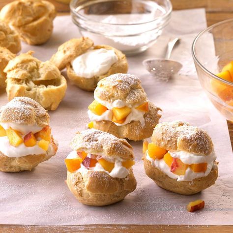 Say Yes to These 45 Engagement Party Recipes Fruity Cookies, Fresh Peach Recipes, Spiced Peaches, Peach Dessert Recipes, Cream Puff Recipe, Peach Blueberry, Crostini Recipes, Peach Salsa, Puff Recipe