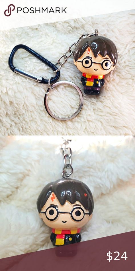 Spotted while shopping on Poshmark: Harry Potter Keychain Trinket Dangle 💫! #poshmark #fashion #shopping #style #Warner Bros. #Accessories Trisha Core, Ceramica En Frio Ideas, Harry Potter Luggage, Harry Potter Keychain, Harry Potter Golden Snitch, Harry Potter Funko Pop, Harry Potter Set, Minnie Mouse Backpack, Harry Potter Items