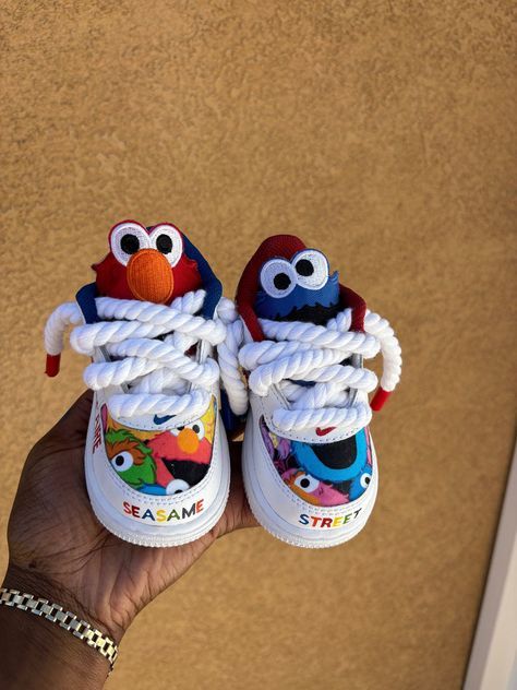 Sesame Street Shoes, Customized Converse, Air Force 1 Shoes, Sesame Street Characters, Cartoon Shoes, Unique Sneakers, Bridal Wedding Shoes, Custom Air Force 1, Custom Cartoons