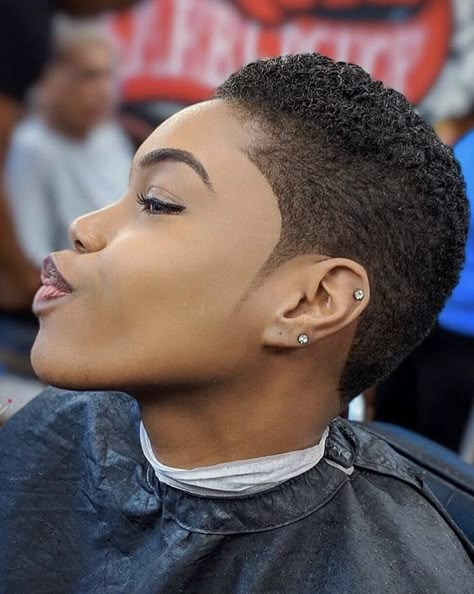 Ladies Haircut Styles 2024, Black Ladies Haircut, Top Fade Haircut, Low Haircuts, Low Cut Hairstyles, Hairstyles For Black Ladies, Ghana Travel, Haircuts For Women 2023, Short Fade Haircut