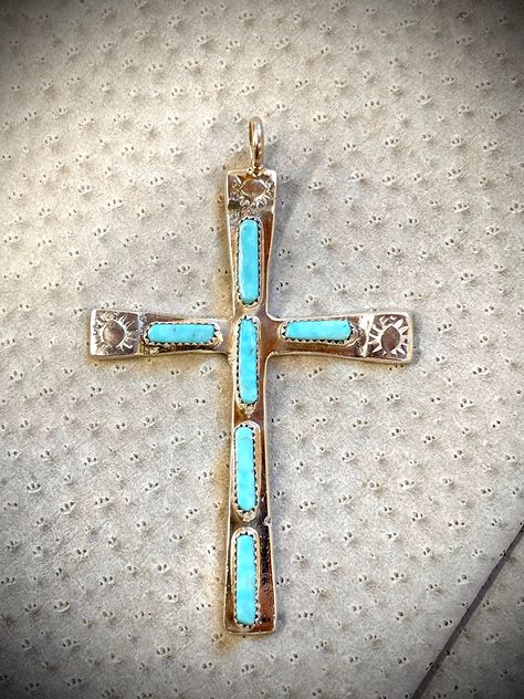 .925 sterling silver cross pendant with turquoise stones Here is a classic cross pendant and these is nothing wrong with a classic. Pendants is 3 3/4" long and 1 7/8" wide. Turquoise Cross Pendant, Silver Casting, Turquoise Jewelry Native American, Turquoise Cross, Sterling Silver Cross Pendant, Silver Cross Pendant, Kids Earrings, Cross Ring, Turquoise Stones